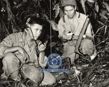 NAVAJO CODE TALKERS UNITED STATES MARINE CORPS WORLD WAR II 8X10 PHOTO picture