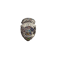 CL15-10 University of Florida Gators Police Lapel Pin picture