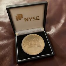 NEW YORK STOCK EXCHANGE NYSE 2009 BRONZE COIN Euronext Women’s picture