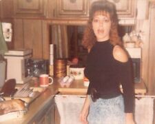 Vtg 1990s Photo Pretty Woman Blonde Kitchen Phyllis Christmas Xmas Caption #37 picture