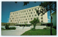 c1950s Science Complex The University of Calgary Calgary Alberta Canada Postcard picture