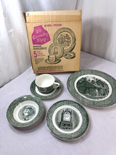 Vtg New THE OLD CURIOSITY SHOP Dinnerware 5pc Place Setting ORIG BOX  10" Plate picture