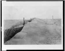 Snow fence,caught drifting sands,soil,erosion protection,dirt,Oklahoma,OK,1934 picture