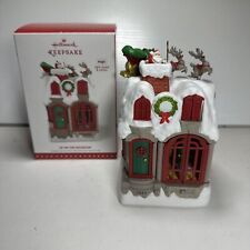2015 Hallmark Up On The Housetop Magic Motion Sound Xmas Keepsake - SEE VIDEO picture