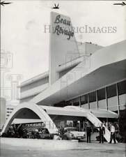 1958 Press Photo Entry to Beau Rivage Motel in Miami Beach, Florida - afa22649 picture