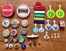 Large Lot of 32 Vintage Antique Pins Buttons - Geraghty Co David Cook Greenduck picture