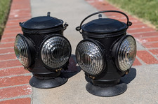 CHICAGO MILWAUKEE & ST. PAUL RY RAILROAD ENGINE CLASS LAMP PAIR ORIG/FUNCTIONING picture