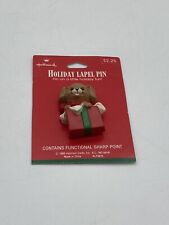 VINTAGE 1989 HALLMARK PUPPY DOG CHRISTMAS PRESENT HOLIDAY LAPEL PIN picture