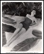 Hollywood Beauty PAULETTE GODDARD CHEESECAKE SWIMSUIT PORTRAIT 1939 Photo 664 picture