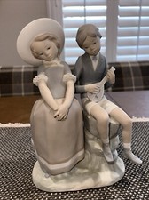 VINTAGE LLADRO ROMANCE COUPLES - ADOLESCENCE - 4878 MATTE FINISH - EUC picture