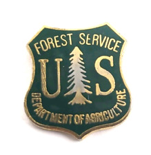 VTG US Forest Service Department of Agriculture Green Gold Tone Enamel Pin Badge picture