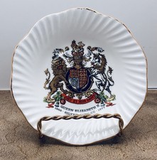 Elizabethan Bone China Silver Jubilee 1952-1977 QEII Coat of Arms 5in Plate picture