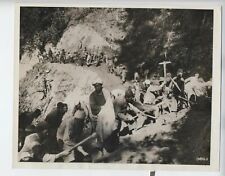1945 BURMA ROAD CHINESE PHOTO WORKERS INDIA  VINTAGE LABORERS ENGINEEERS 滇缅公路 picture