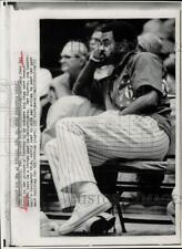 1973 Press Photo Philadelphia 76ers Basketball Player Hal Greer Watches Game picture