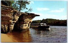 Postcard - The Shallows' Nests, Wisconsin Dells, Wisconsin, USA picture