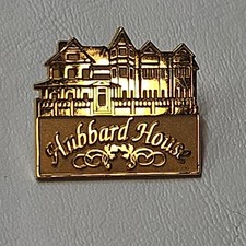 Vintage Orlando Health Victorian Hubbard House Lapel Pin Gold Tone Historical  picture