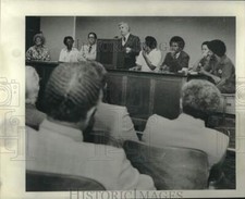 1978 Press Photo James C. Parsons addressing his constituents - noc05223 picture