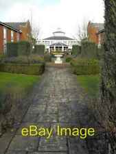 Photo 6x4 Courtyard garden at the Hilton An attractive formal garden betw c2010 picture