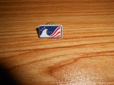 CFC LAPEL PIN ( Combined Federal Campaign ) picture