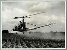 HILLER 360 HELICOPTER PEST CONTOL LTD CROP SPRAYING VINTAGE ORIGINAL PHOTO 2 picture