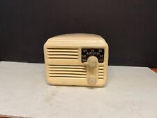 Vintage Arvin model 444 radio picture