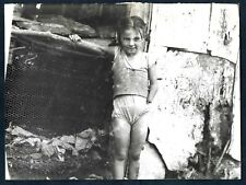 HANDICAPPED BAREFOOT CUBAN YOUNG GIRL SOCIAL EXCLUSION CUBA 1950s Photo Y 174 picture