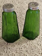 VTG Owens Illinois Green Depression Glass Salt & Pepper Shaker Metal Lid 5 1/2 