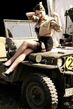 Nice vintage woman on car retro WW2 Photo Glossy 4*6 in Q008 picture