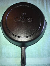 Bayou Classic 14 inch cast iron skillet picture