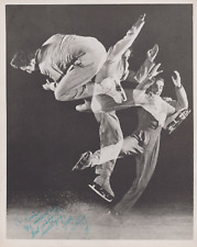 VINTAGE ICE SKATING FIGURE HANDSOME STAR SKIPPY BAXTER SIGNED 1947 Photo Y 395 picture