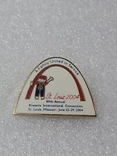 Kiwanis International St. Louis Missouri 2004 Convention A Family United Pin picture