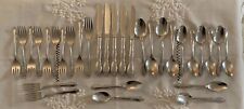 MONTCLAIR WM A Rogers Oneida Flatware 31 Piece Vintage USA Floral Tip Stainless picture