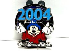 2004 3-D Walt Disney World Official Trading Pin - Wizard Mickey picture