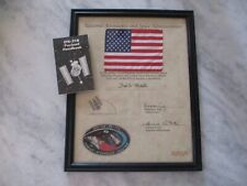 1990 NASA HUBBLE SPACE TELESCOPE FLOWN FLAG CERTIFICATE STS-31+ PAYLOAD HANDBOOK picture